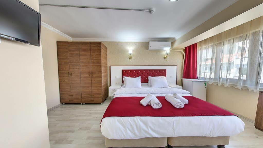 Cihangir Palace Hotel Istanbul Exterior photo